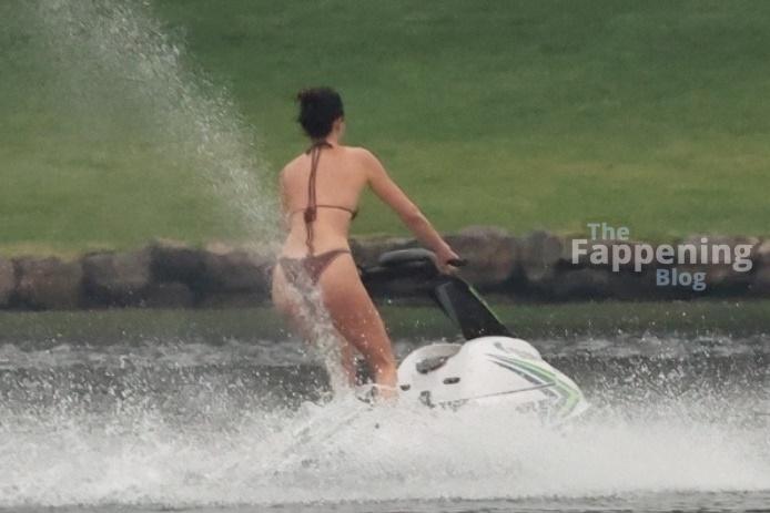 kendall-jenner-sexy-13-the-fappening-pics_