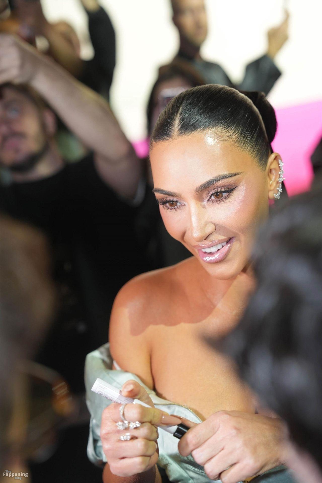 kim-kardashian-115-the-fappening-pics_