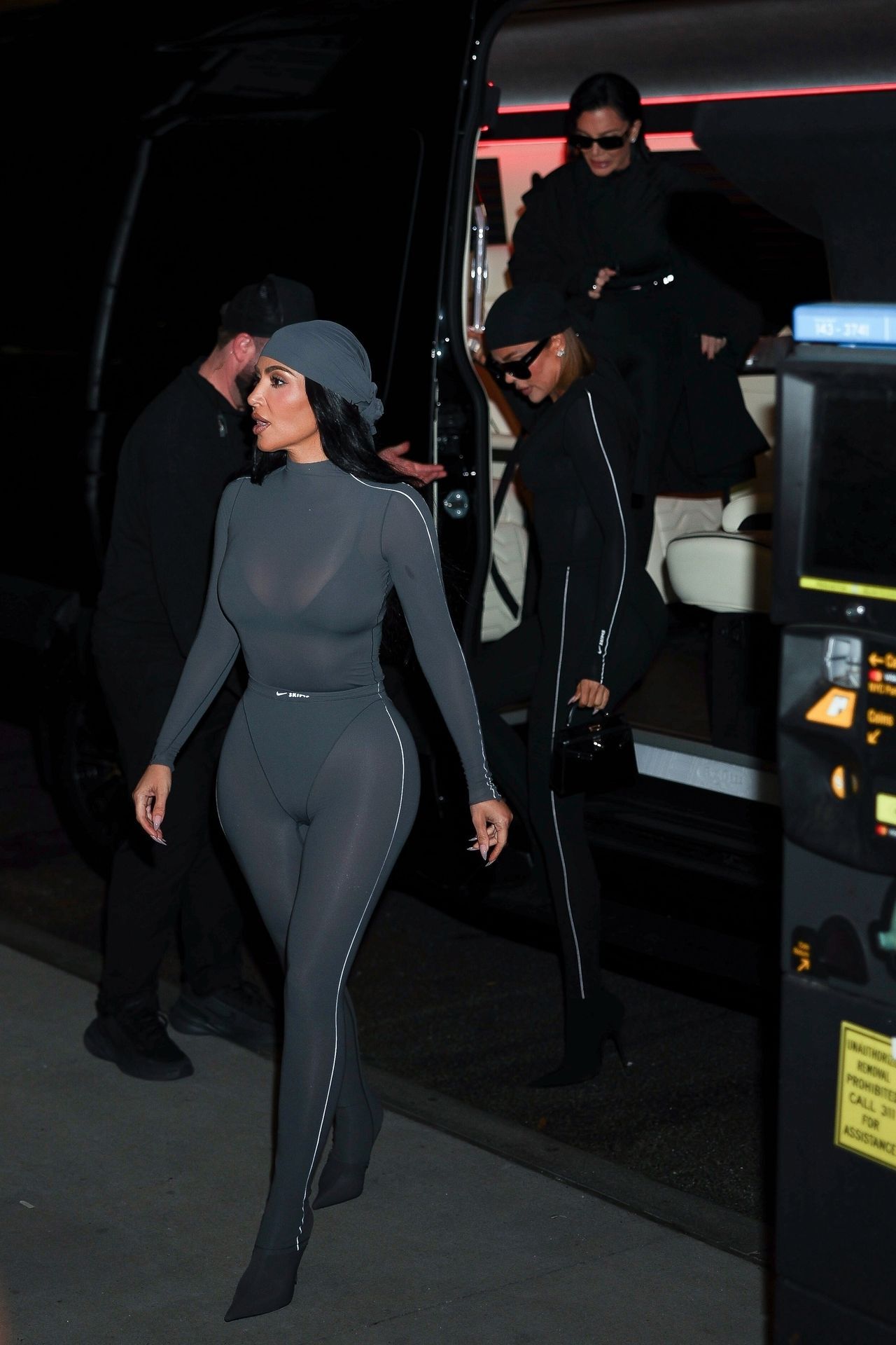 kim-kardashian-120-the-fappening-pics-the-fappening-pics_