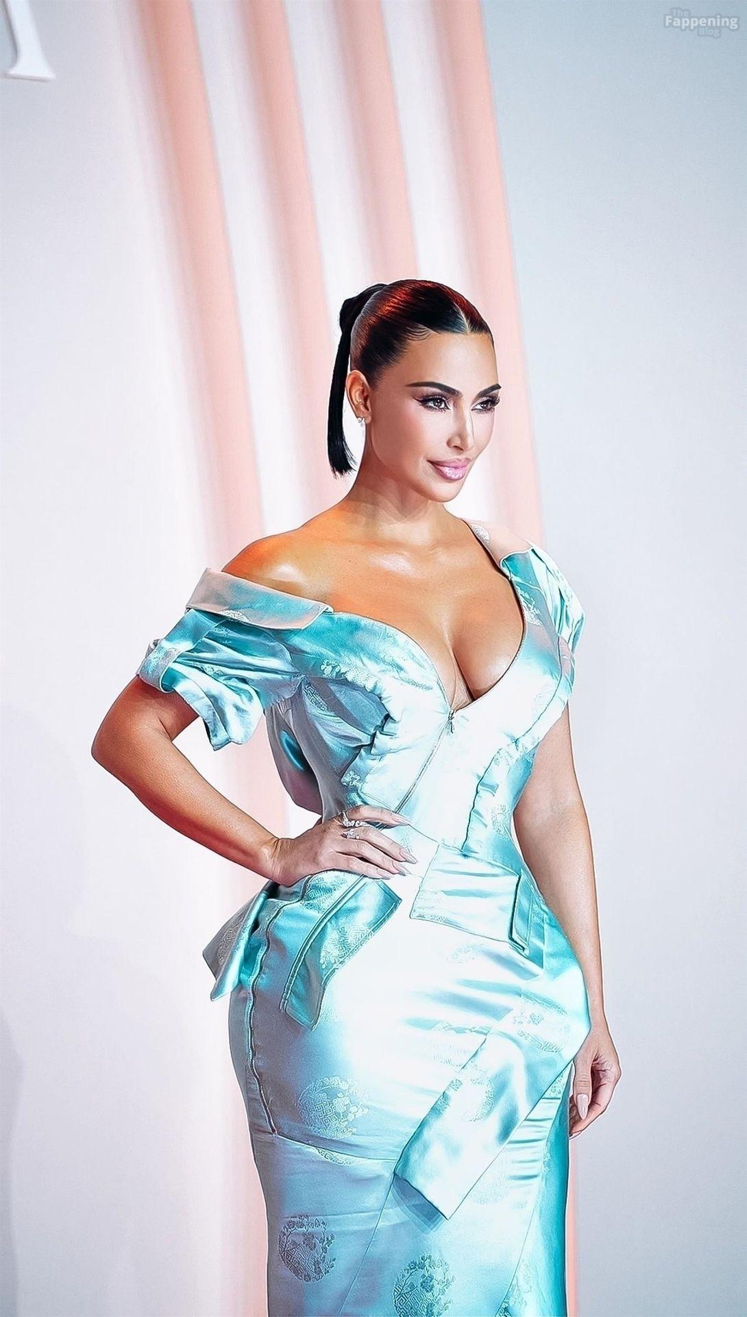 kim-kardashian-27-the-fappening-pics_