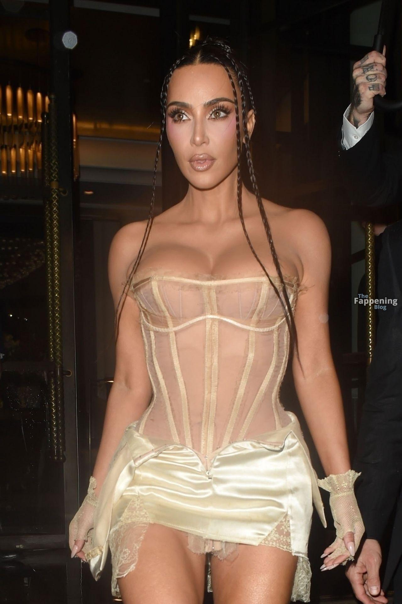 kim-kardashian-sexy-1-the-fappening-pics_-2