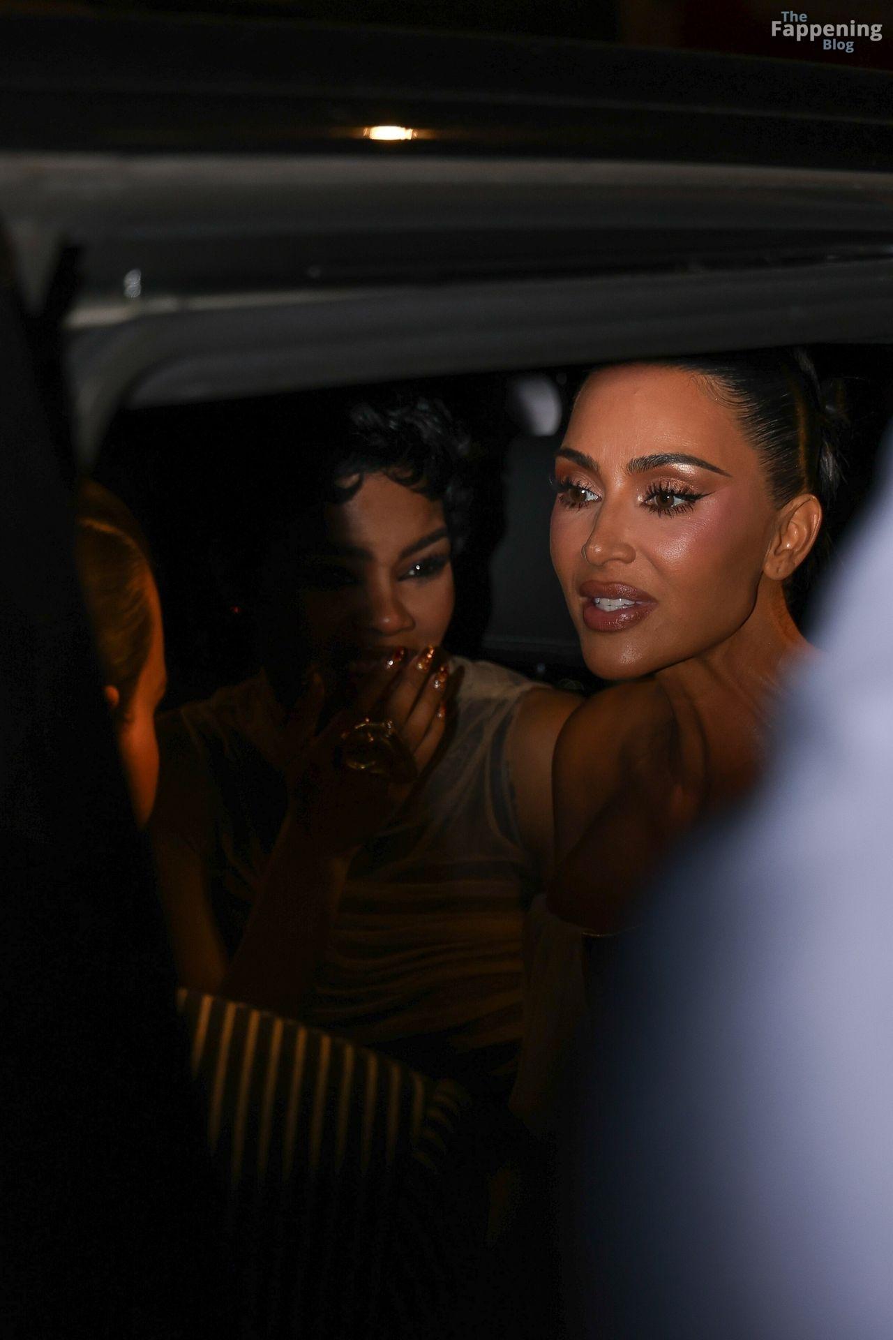 kim-kardashian-sexy-107-the-fappening-pics_-2