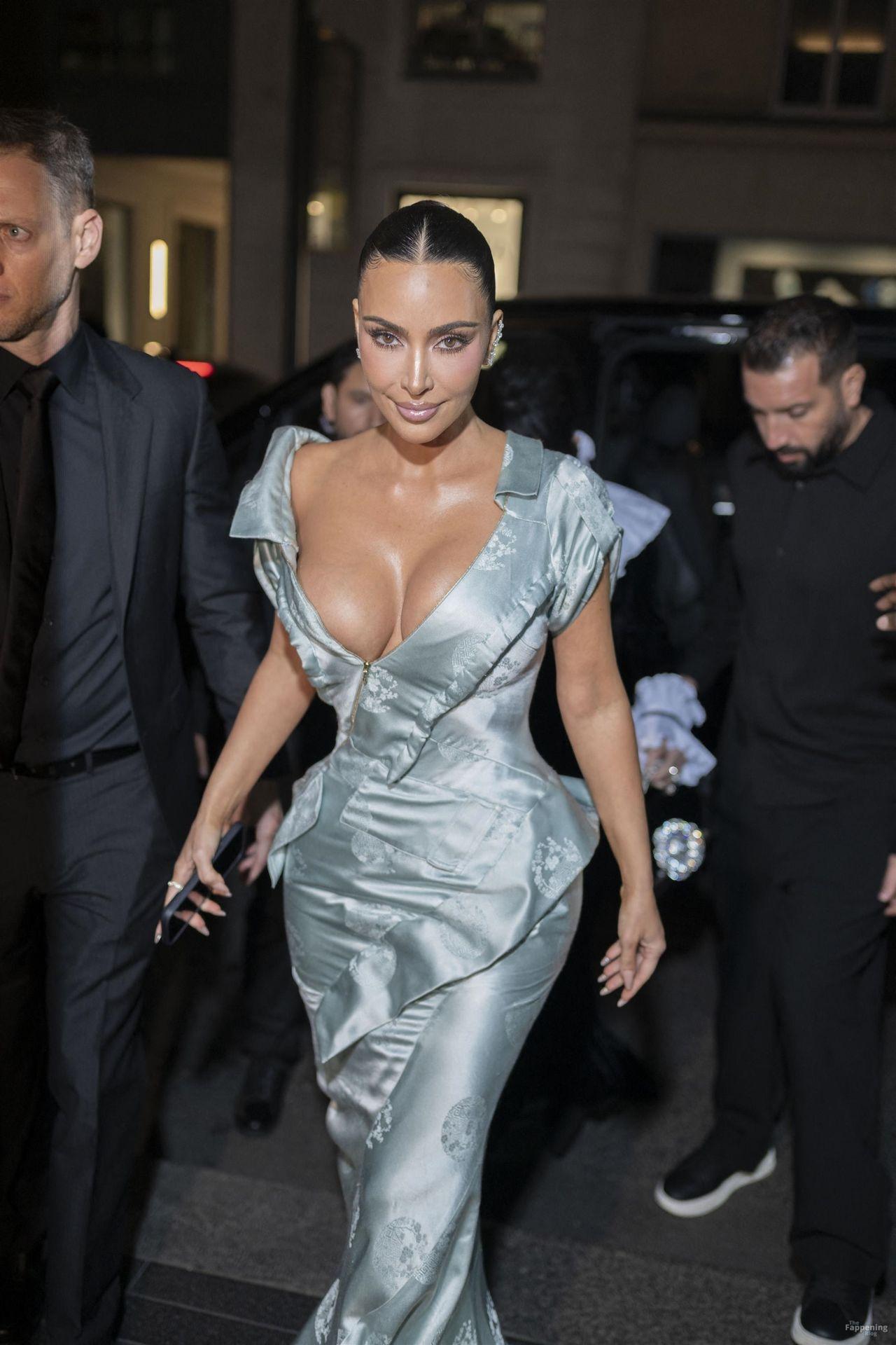 kim-kardashian-sexy-45-the-fappening-pics_-1