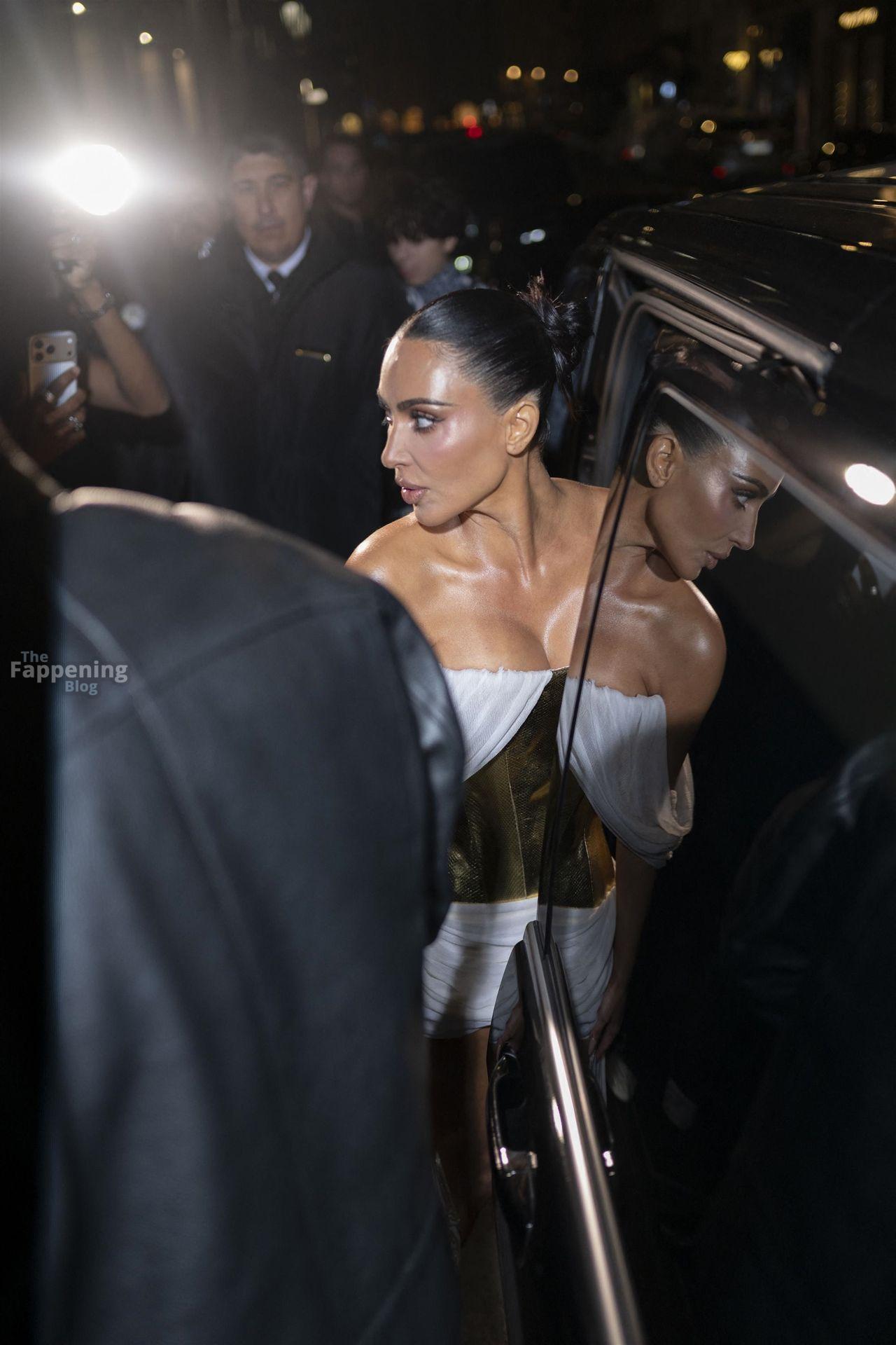 kim-kardashian-sexy-56-the-fappening-pics_-3