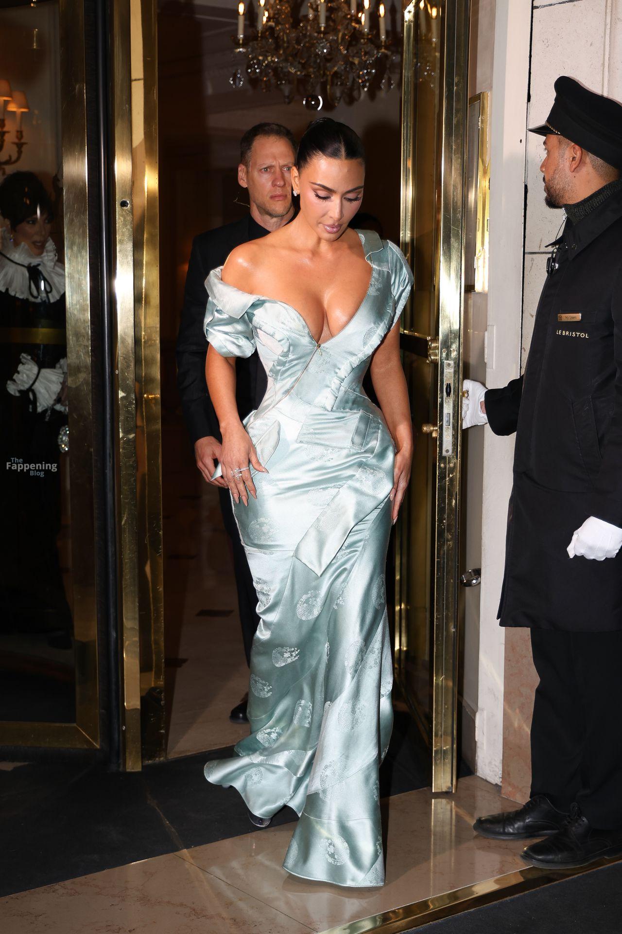 kim-kardashian-sexy-61-the-fappening-pics_-1