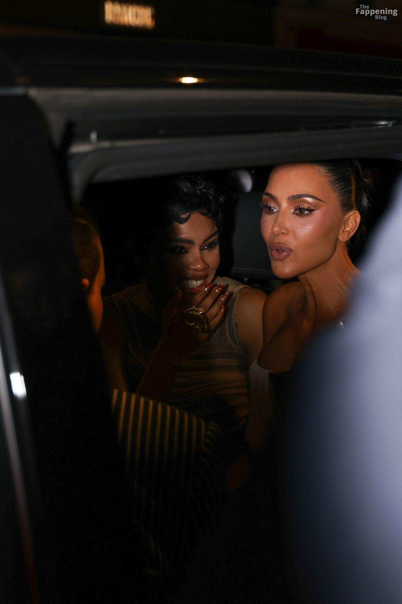 kim-kardashian-sexy-73-the-fappening-pics_-3