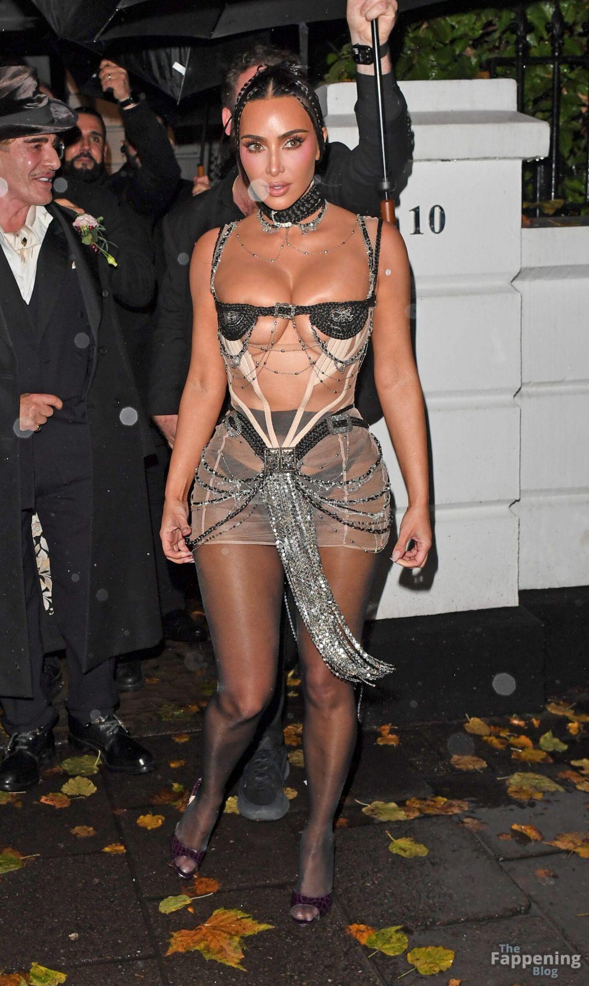 kim-kardashian-sexy-81-the-fappening-pics_-2