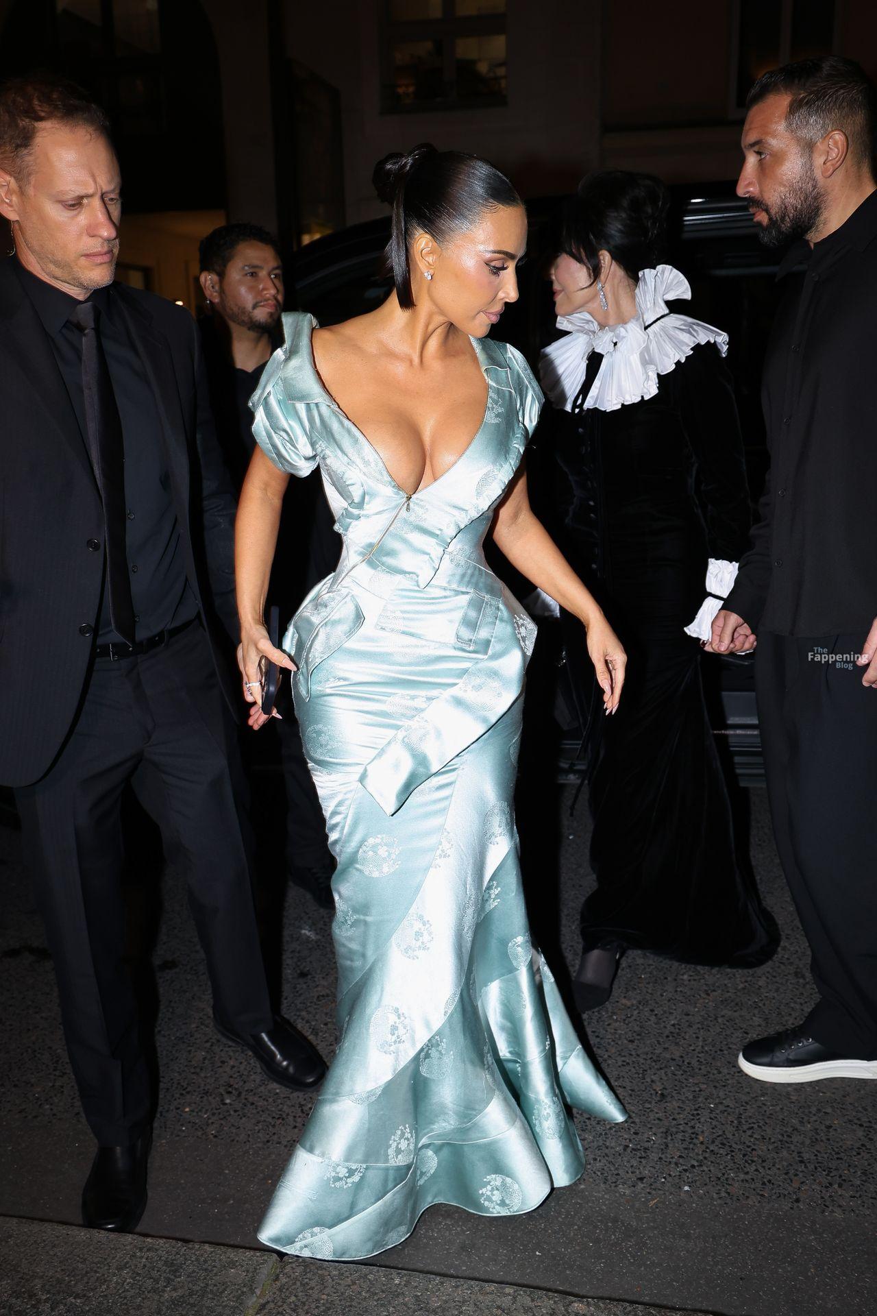 kim-kardashian-sexy-88-the-fappening-pics_-1