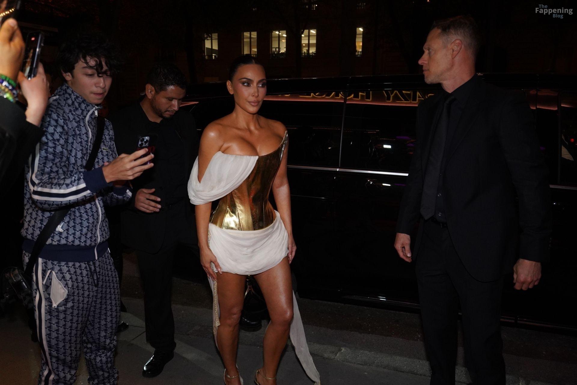 kim-kardashian-sexy-91-the-fappening-pics_-2