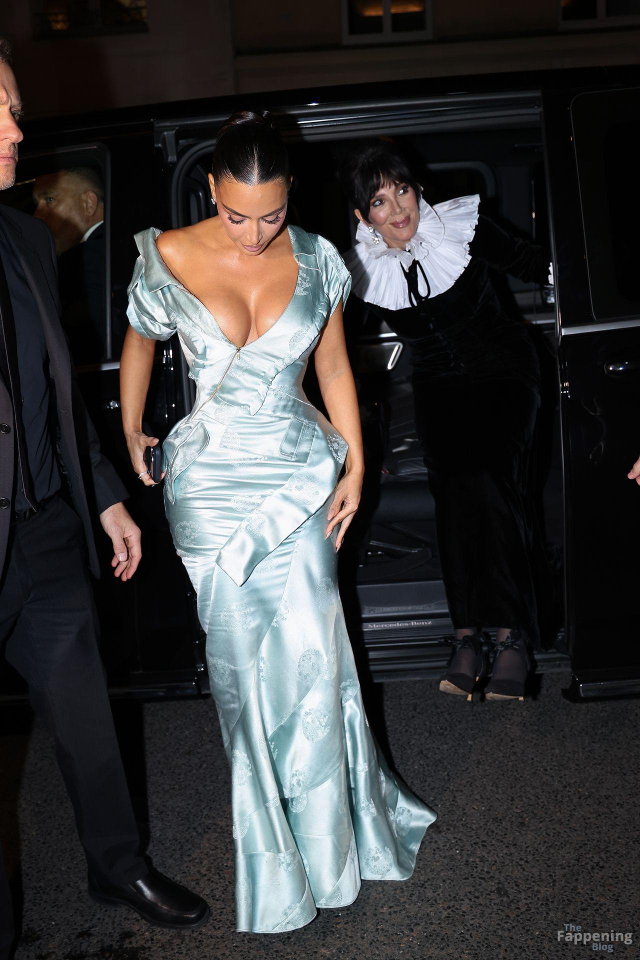 kim-kardashian-sexy-93-the-fappening-pics_-1