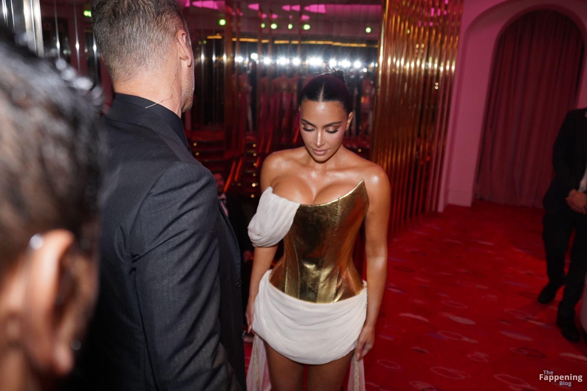 kim-kardashian-sexy-94-the-fappening-pics_-2