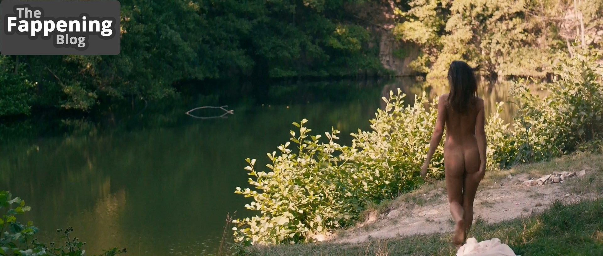 lena-meckel-nude-47319-the-fappening-pics_