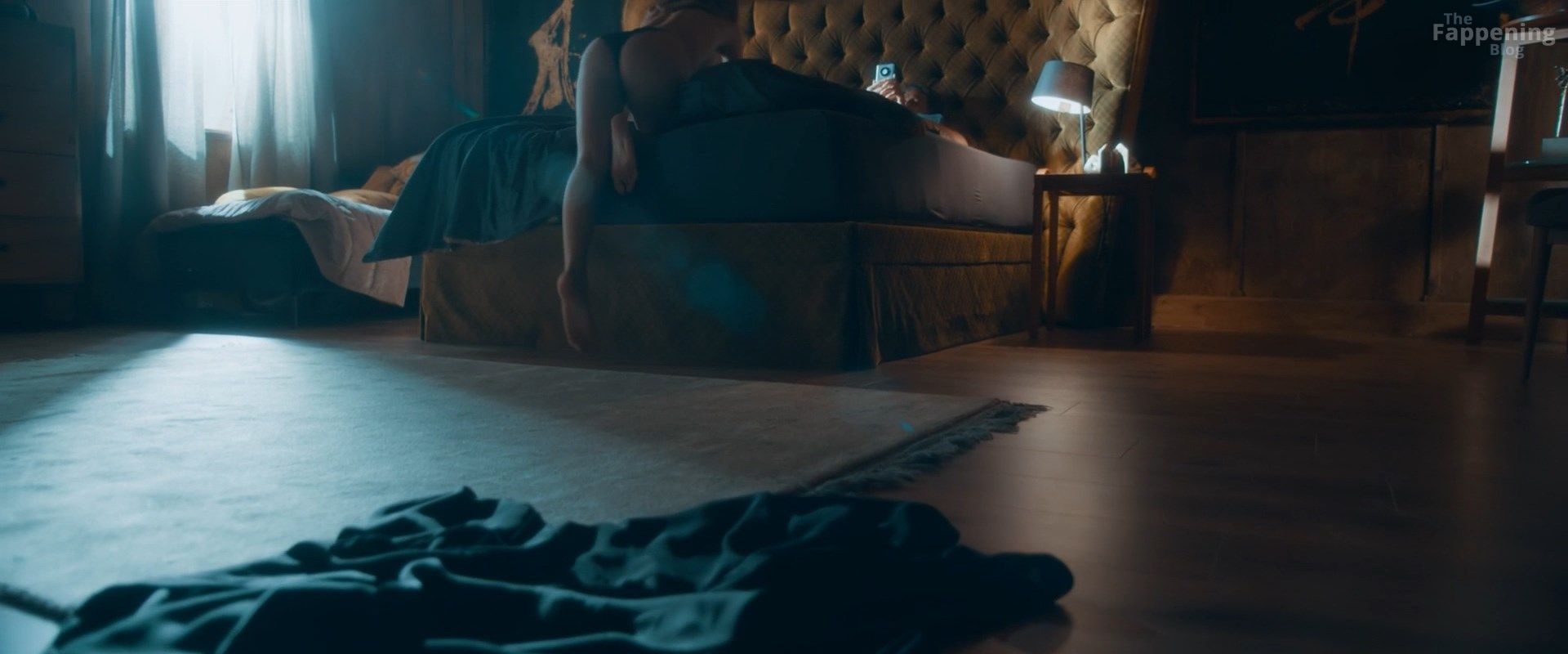 lena-meckel-nude-sexy-10-the-fappening-pics_