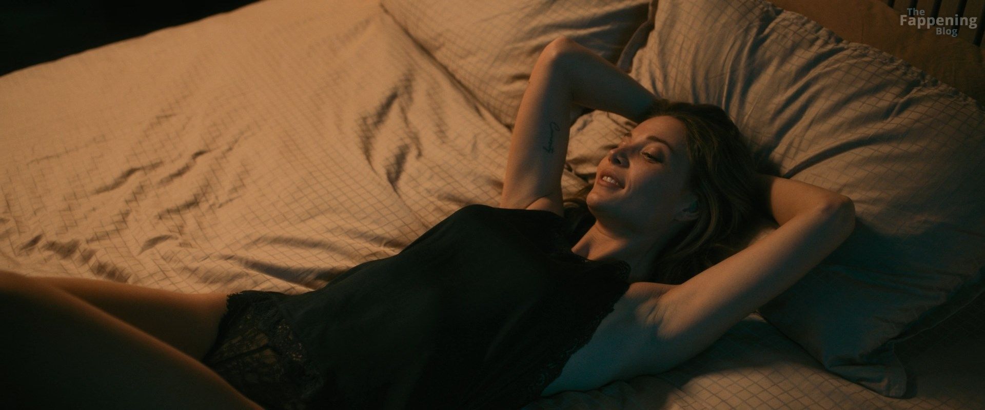 lena-meckel-nude-sexy-12-the-fappening-pics_