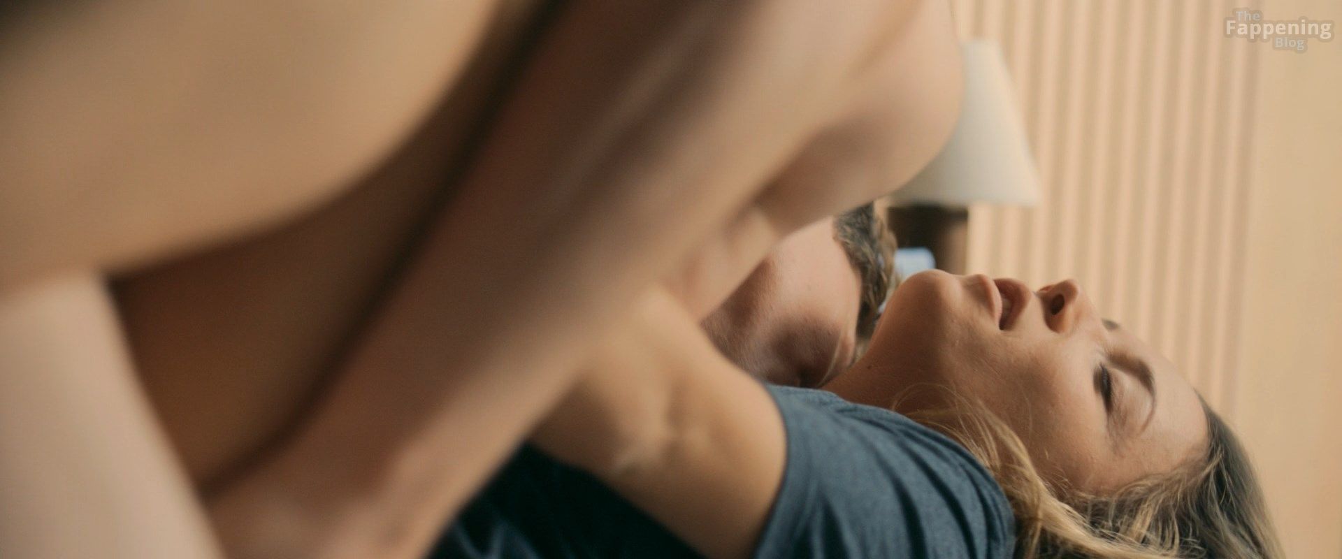 lena-meckel-nude-sexy-30-the-fappening-pics_