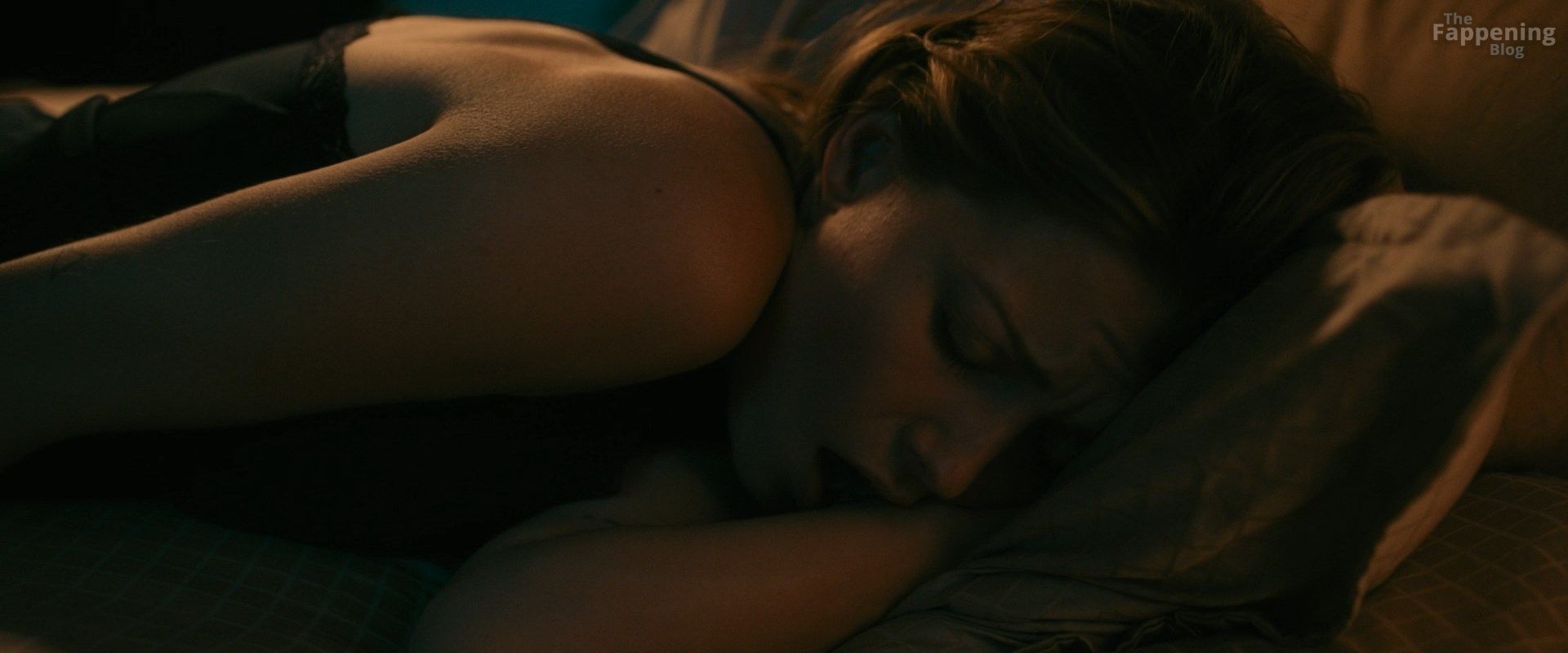 lena-meckel-nude-sexy-32-the-fappening-pics_