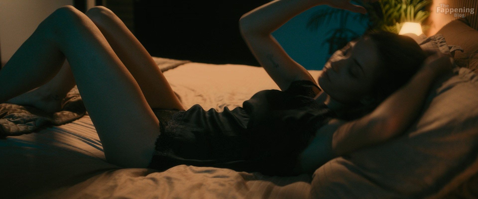 lena-meckel-nude-sexy-44-the-fappening-pics_