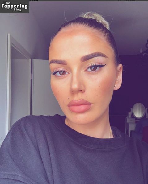 loredana-zefi-sexy-33407-the-fappening-pics_