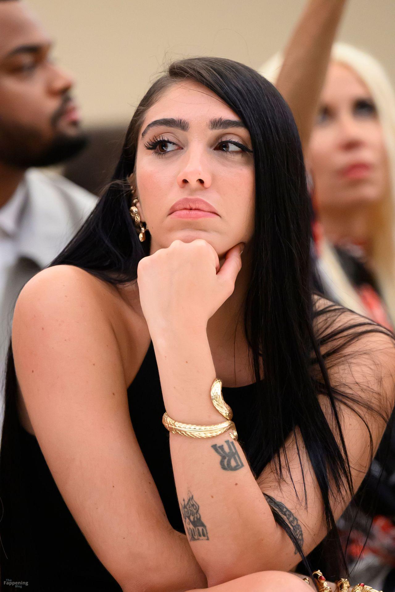 lourdes-leon-sexy-41-the-fappening-pics_