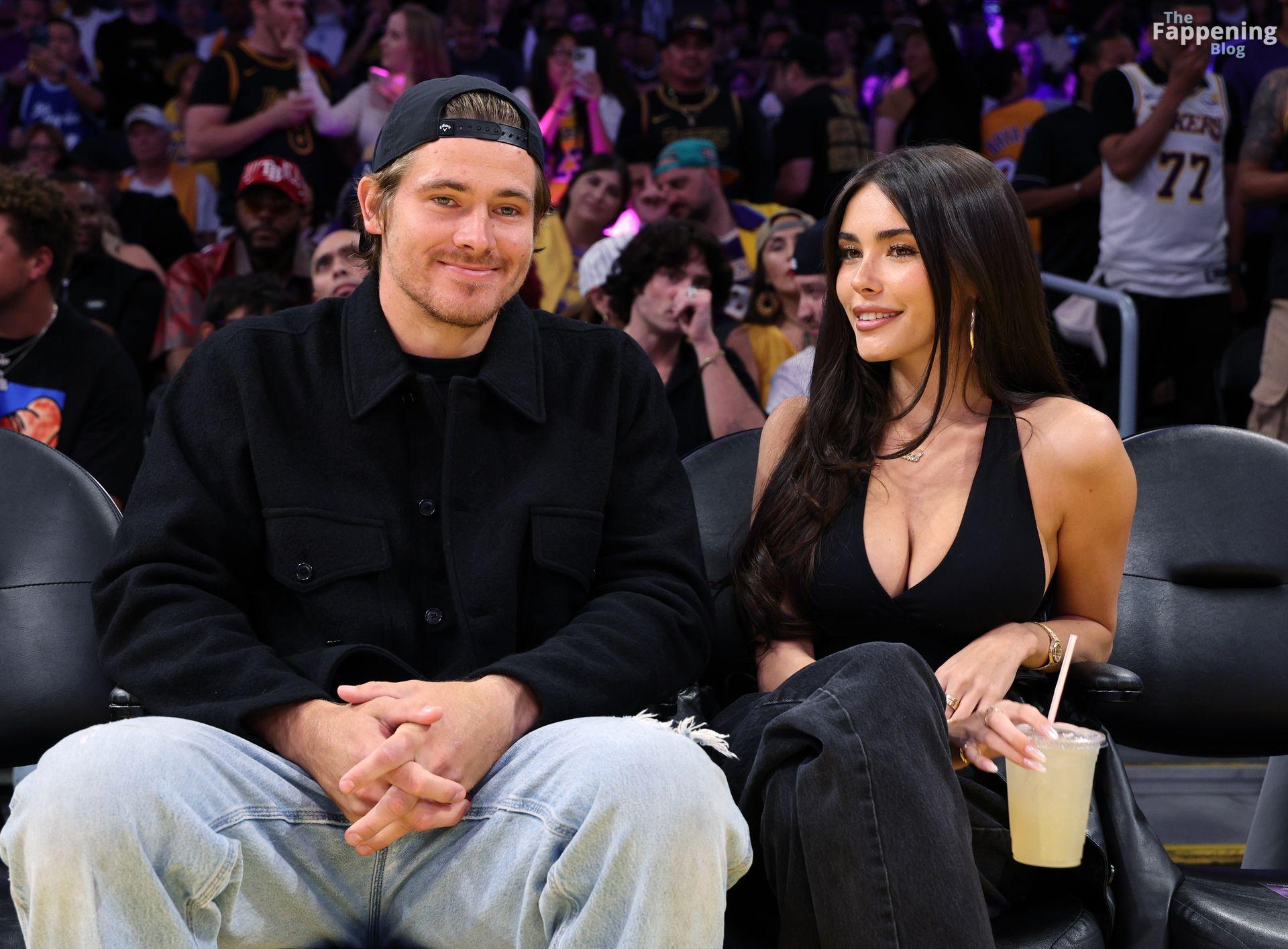 madison-beer-the-fappening-pics_