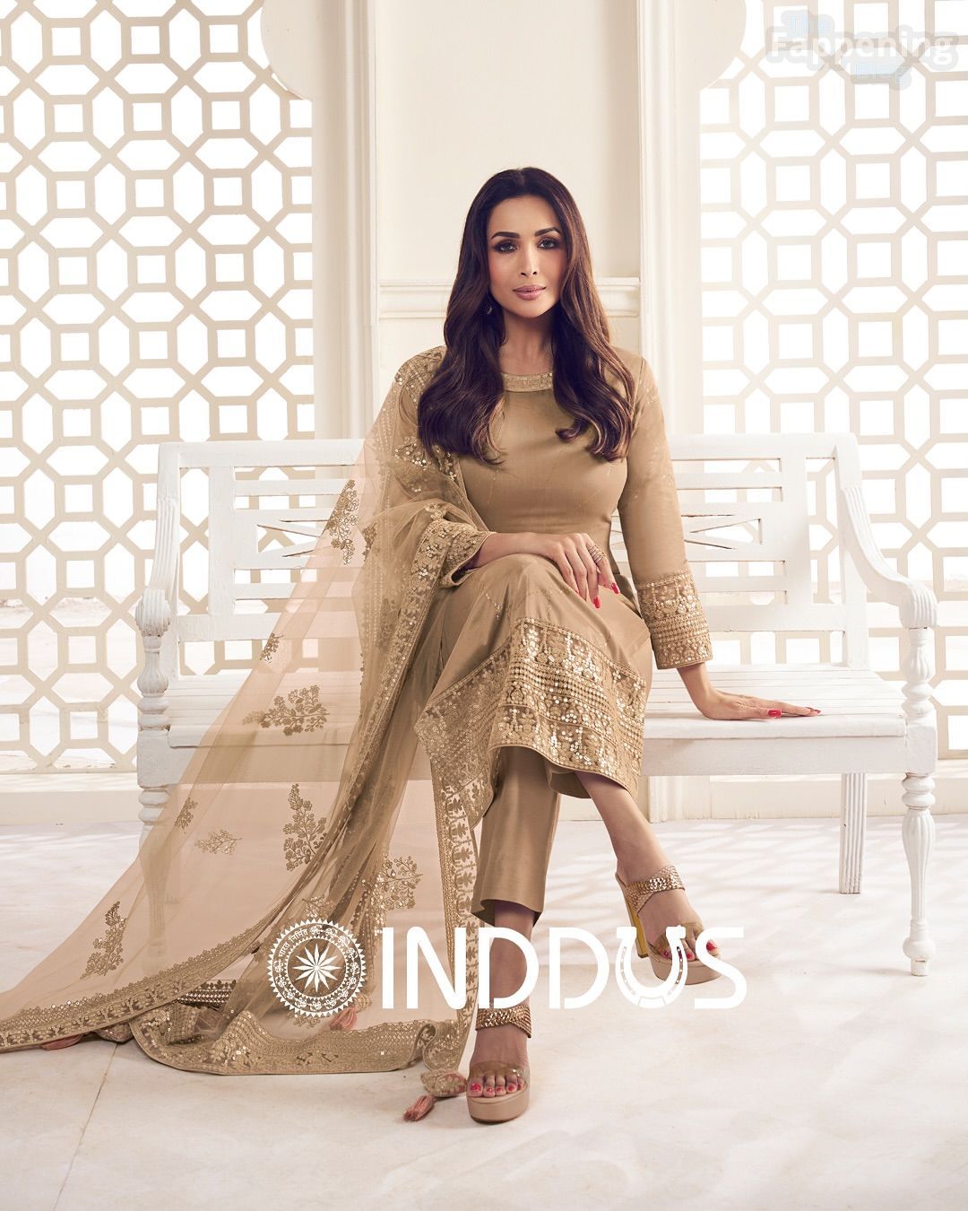 malaika-arora-sexy-73-the-fappening-pics