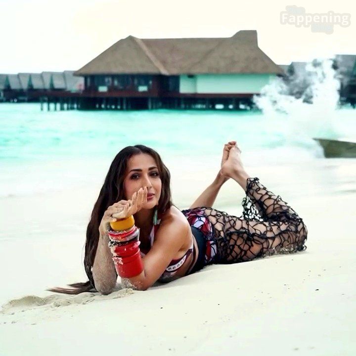 malaika-arora-sexy-97-the-fappening-pics