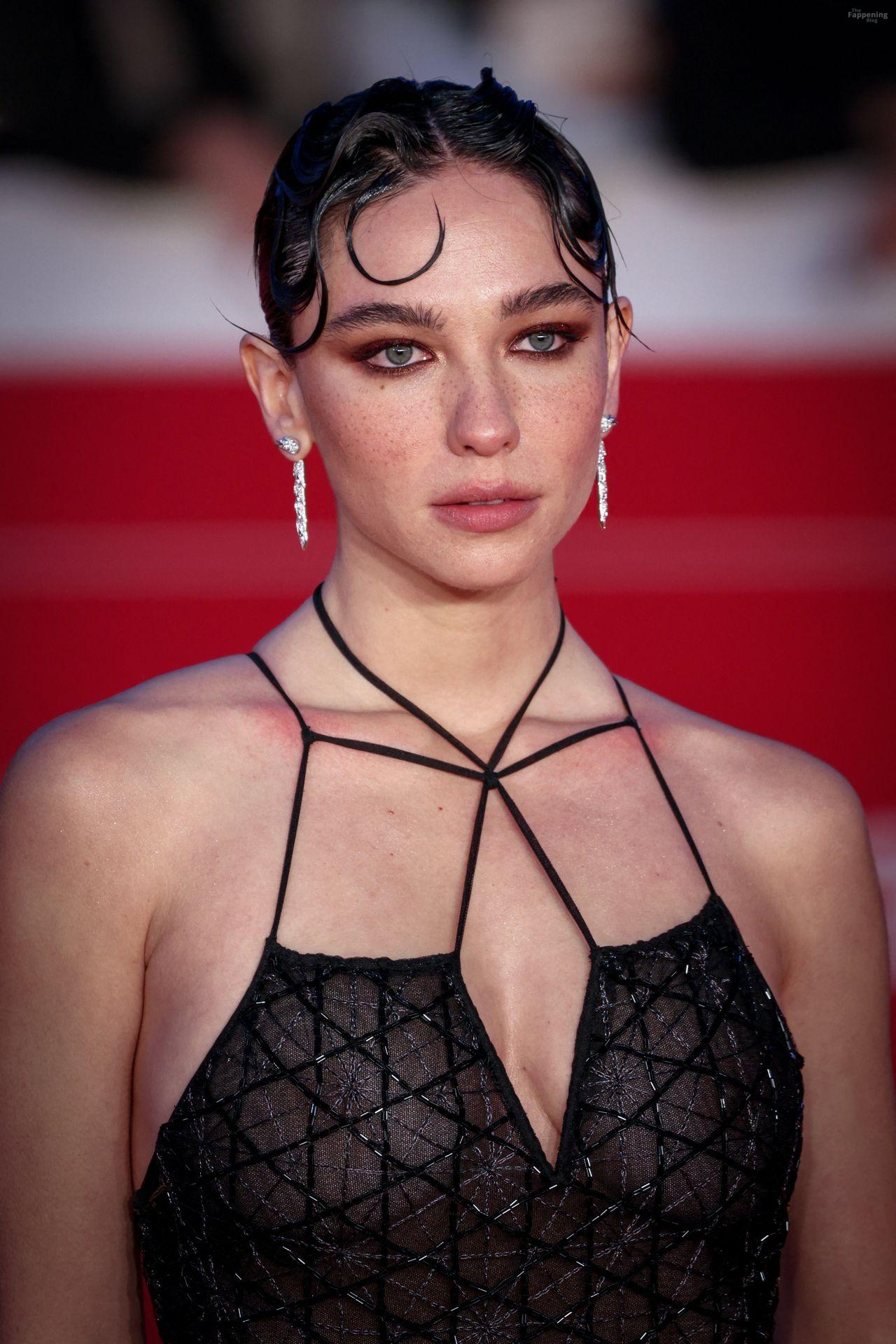 matilda-de-angelis-117-the-fappening-pics_