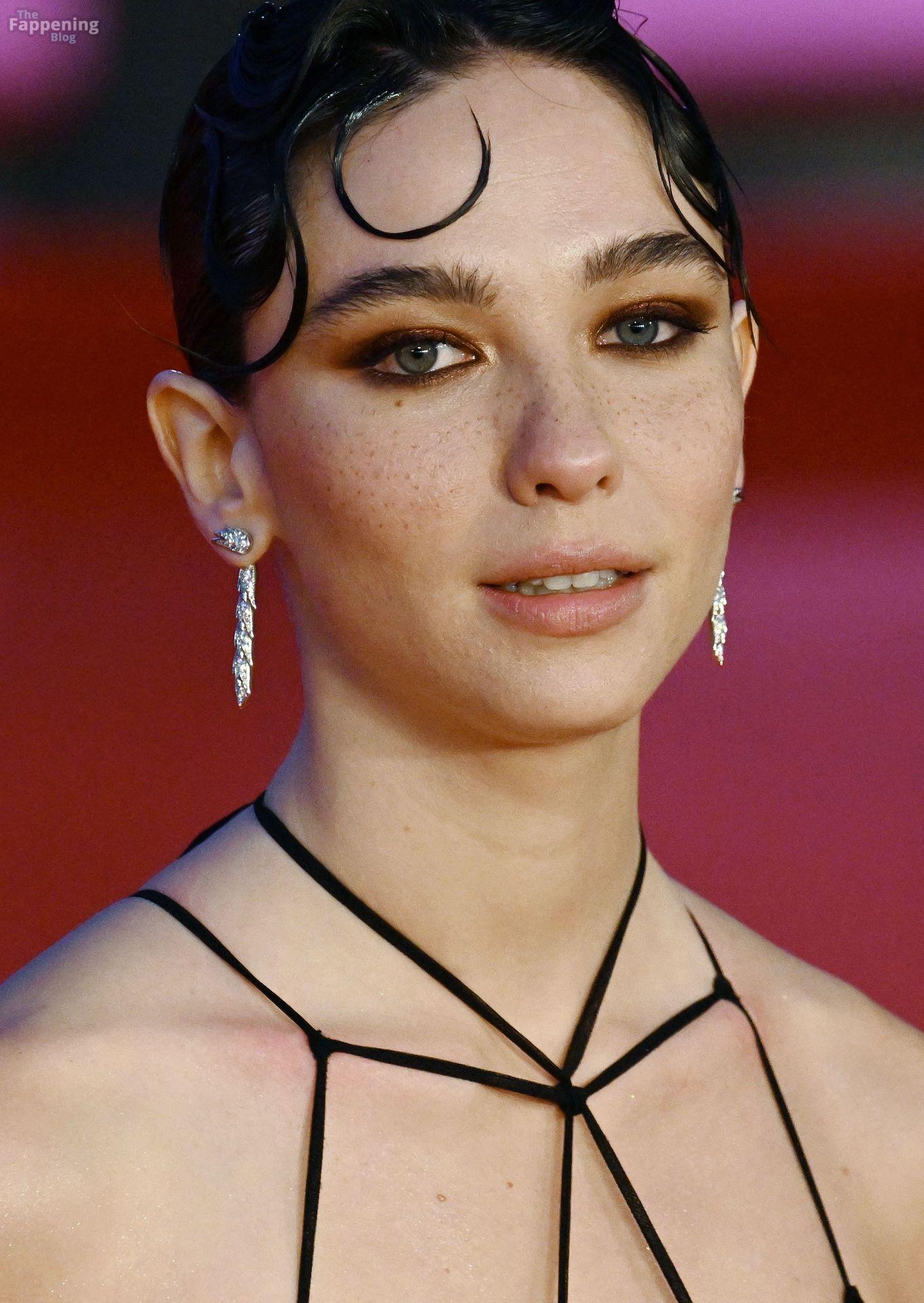 matilda-de-angelis-173-the-fappening-pics_