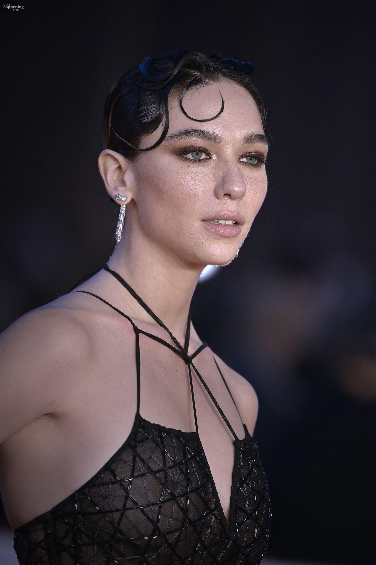 matilda-de-angelis-30-the-fappening-pics_