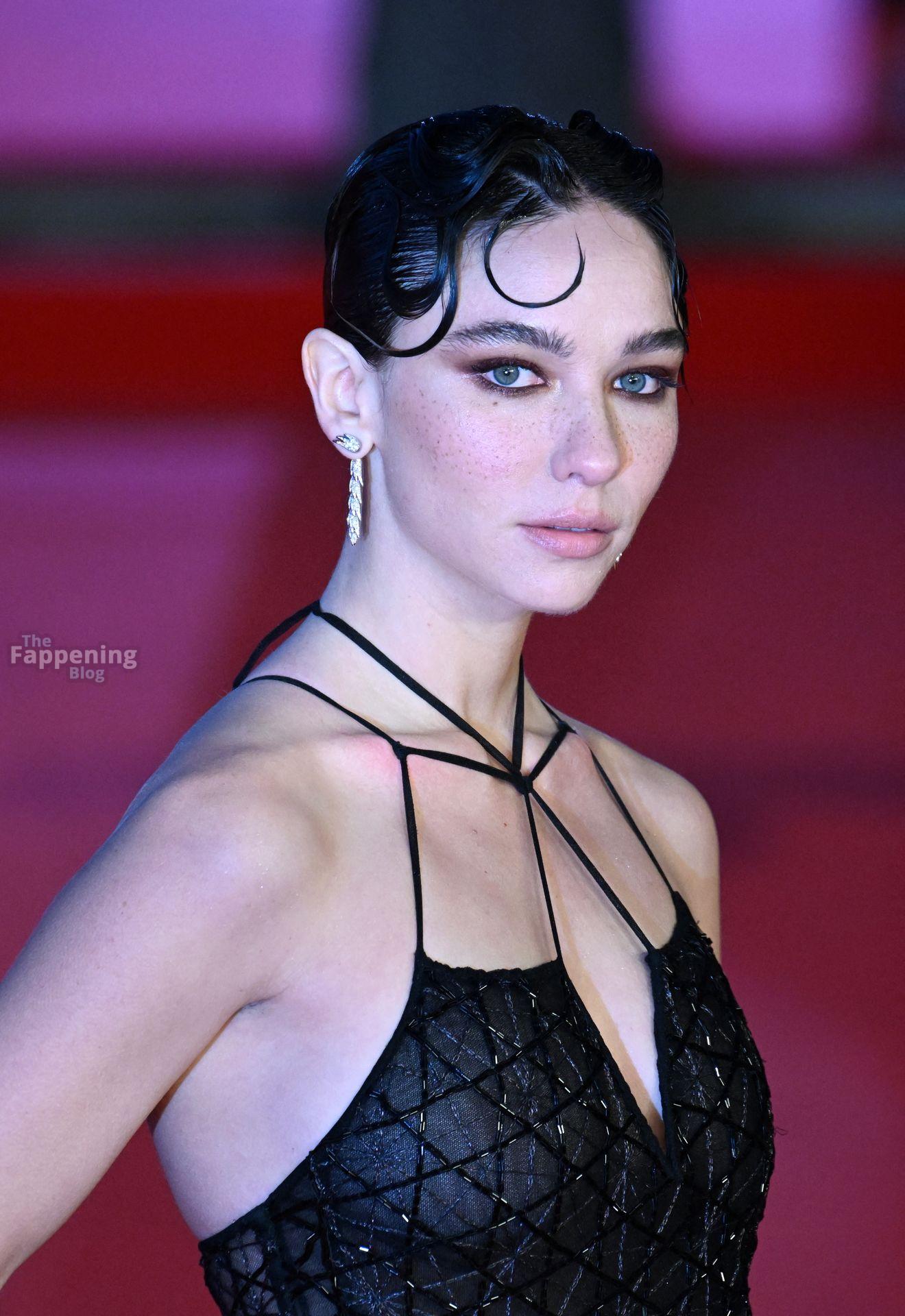 matilda-de-angelis-41-the-fappening-pics_