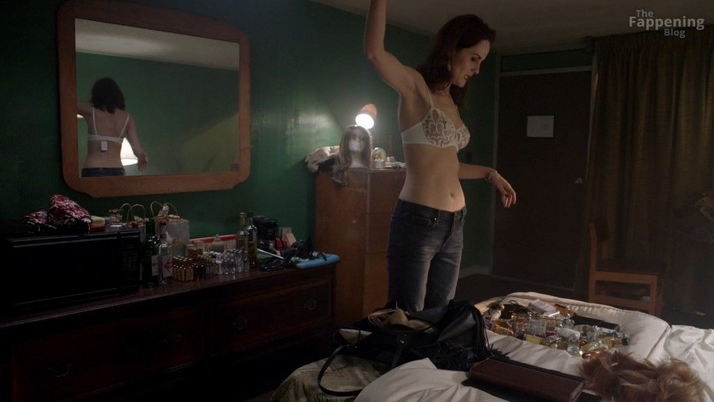 michelle-dockery-sex-scene-78269-the-fappening-pics_