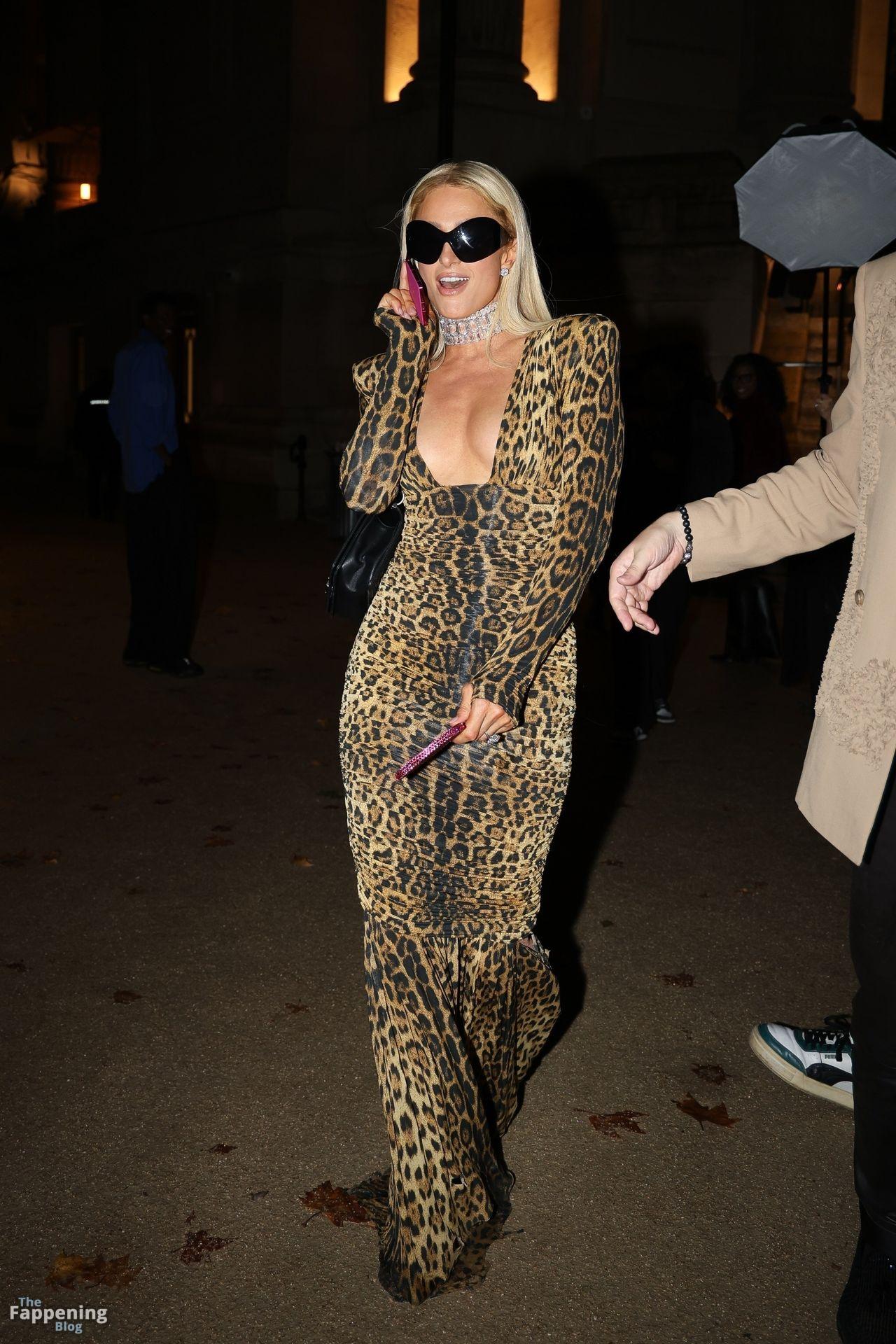 paris-hilton-sexy-22-the-fappening-pics