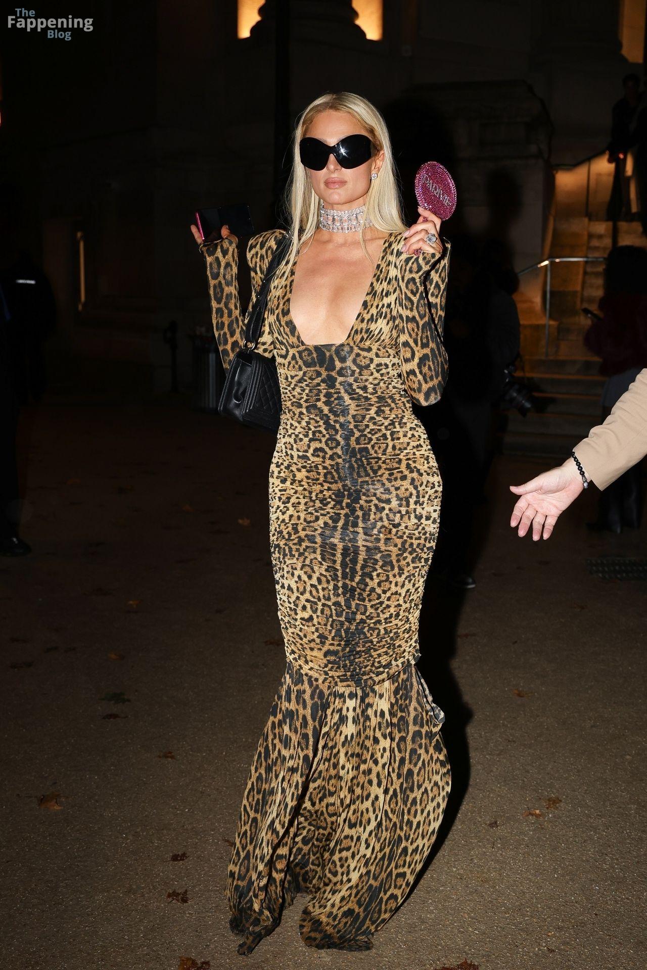 paris-hilton-sexy-56-the-fappening-pics