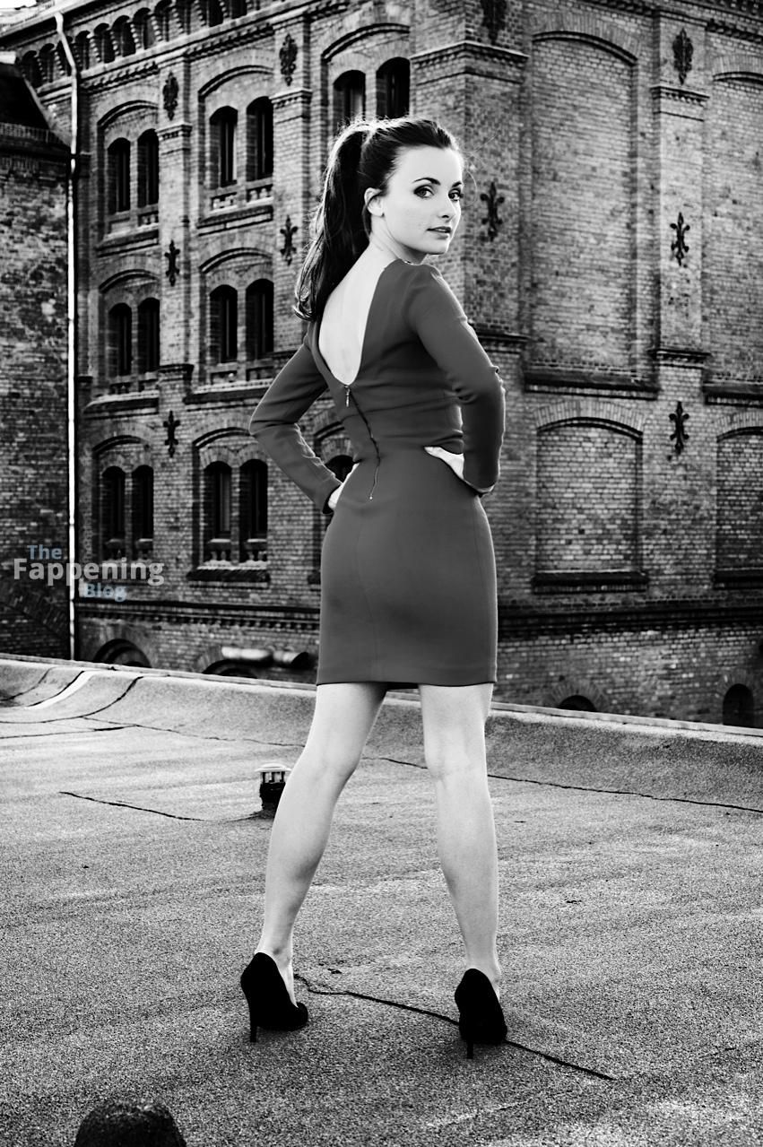 paula-schramm-koerper-34173-the-fappening-pics_