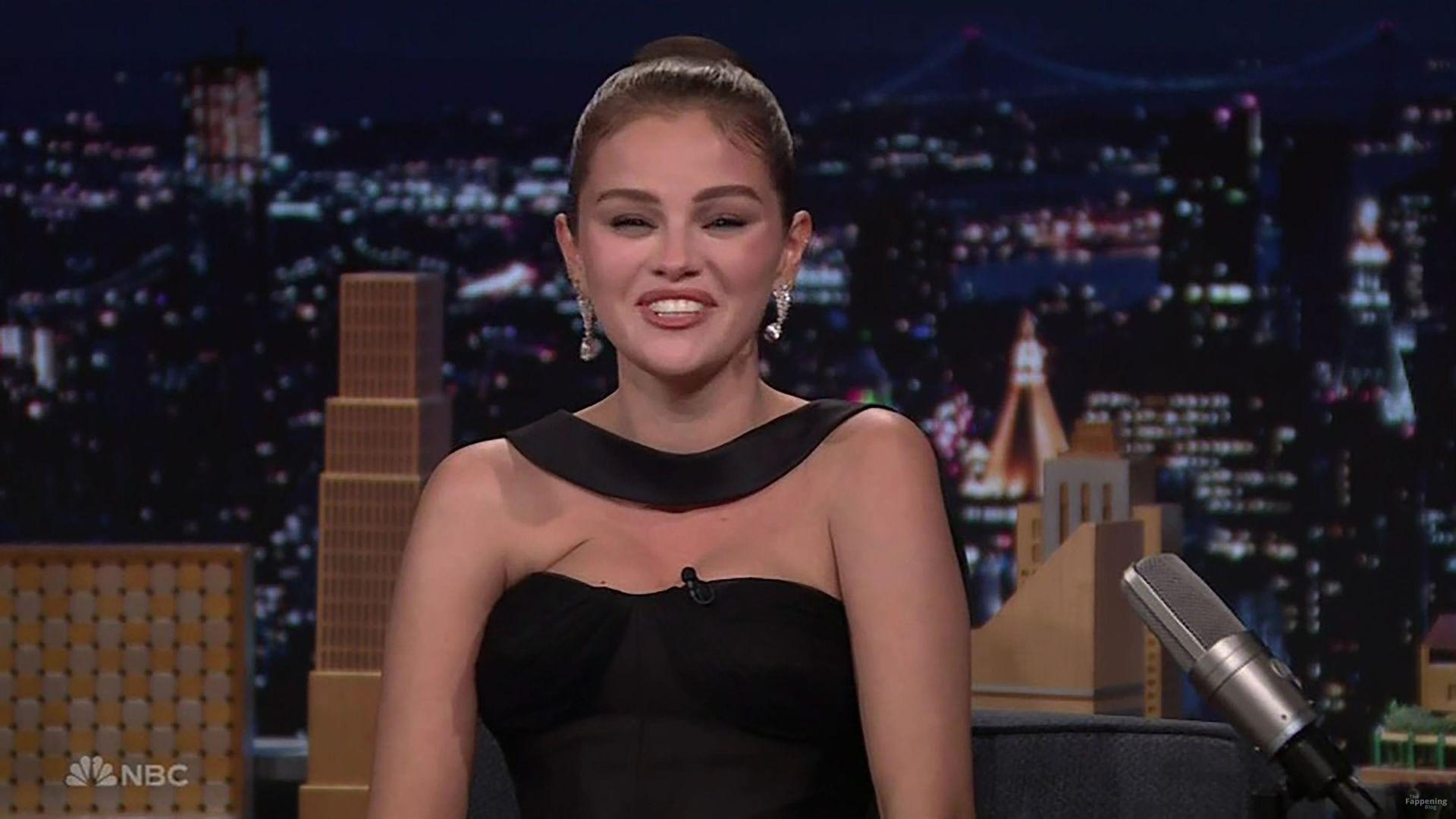 selena-gomez-1-the-fappening-pics_-5