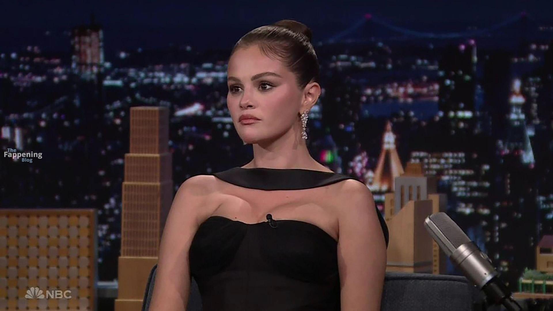 selena-gomez-13-the-fappening-pics_-5