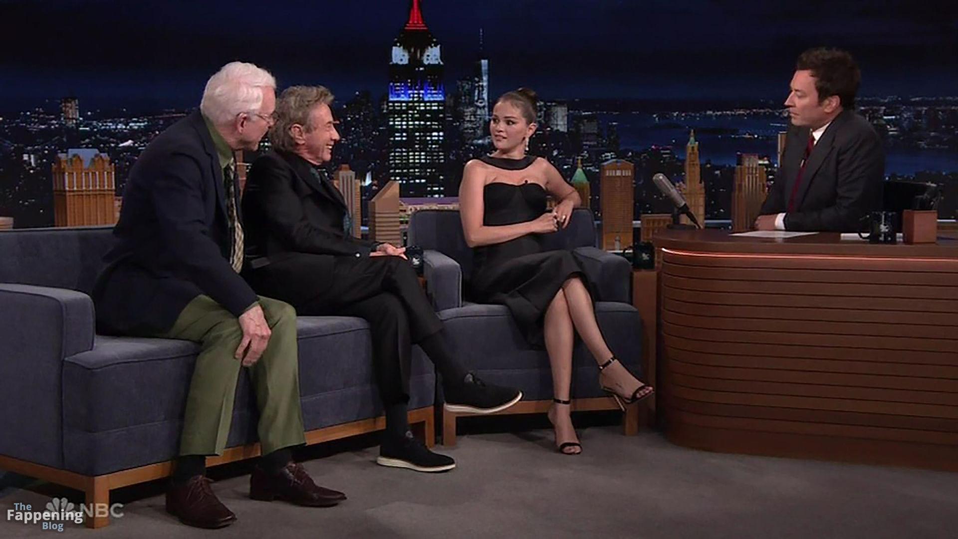 selena-gomez-23-the-fappening-pics_-5