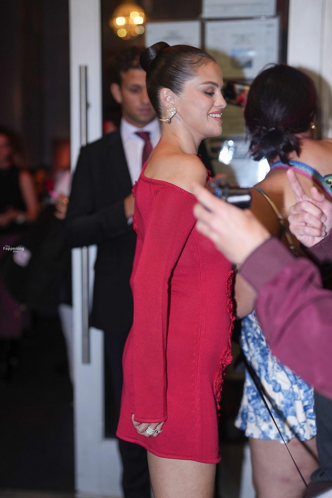 selena-gomez-29-the-fappening-pics_-3