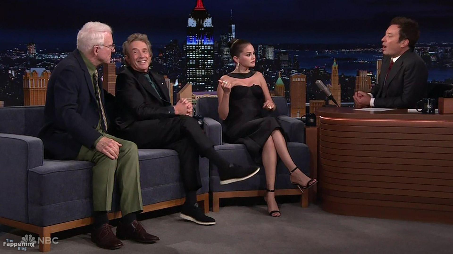 selena-gomez-29-the-fappening-pics_-5