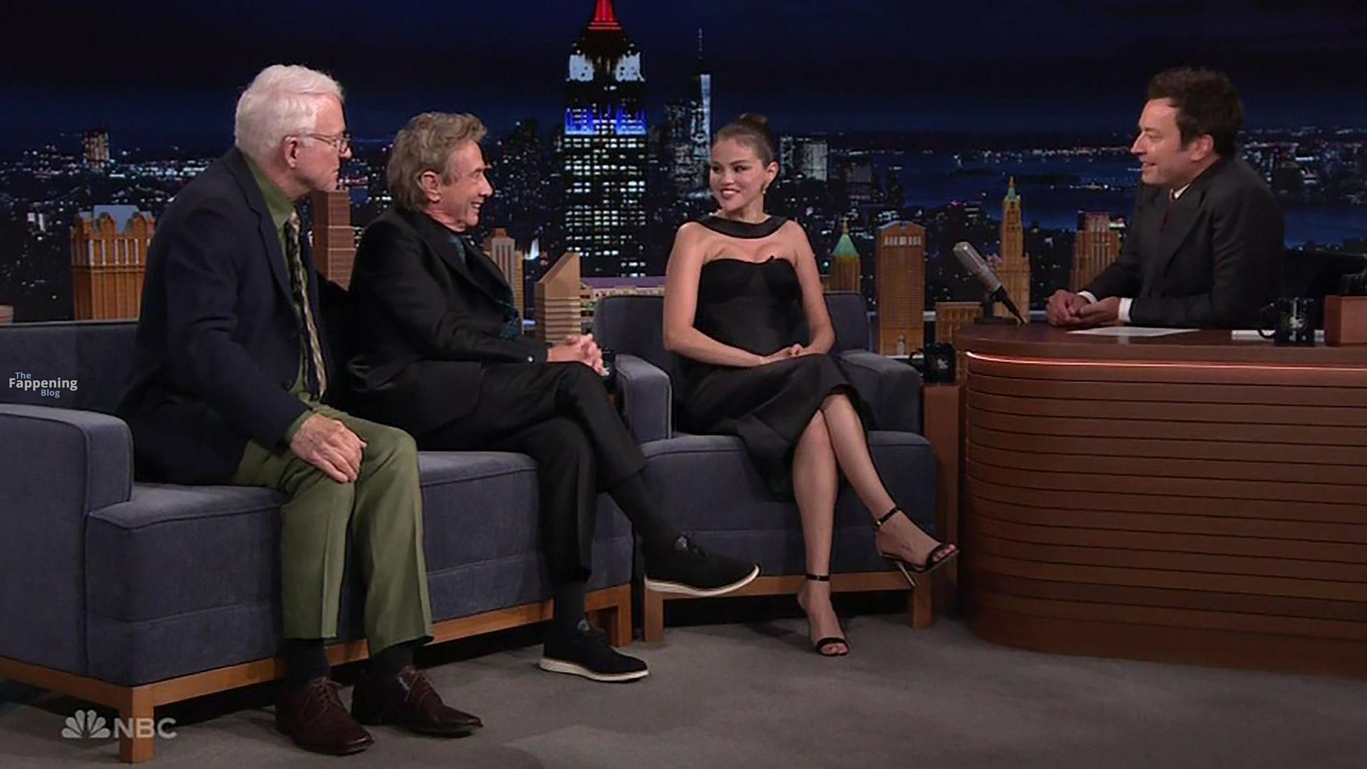 selena-gomez-30-the-fappening-pics_-5