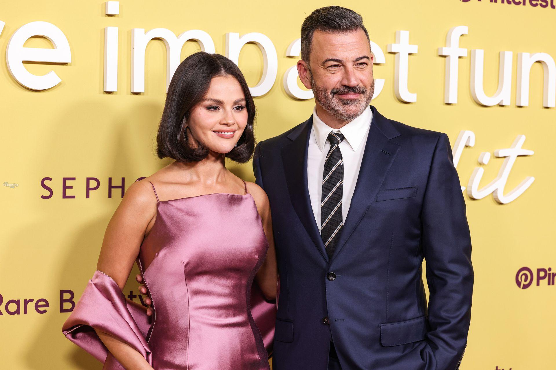 selena-gomez-30-the-fappening-pics_