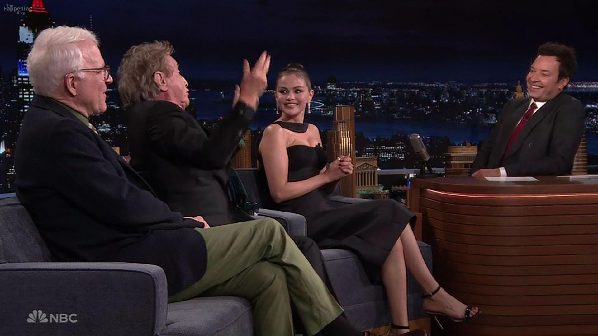 selena-gomez-31-the-fappening-pics_-5