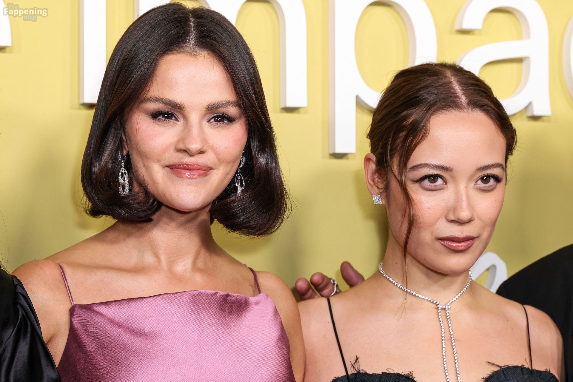 selena-gomez-32-the-fappening-pics_