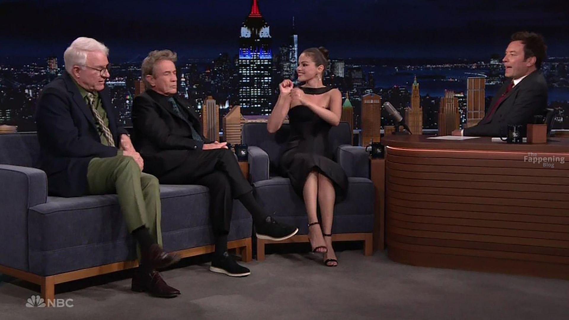 selena-gomez-34-the-fappening-pics_-5