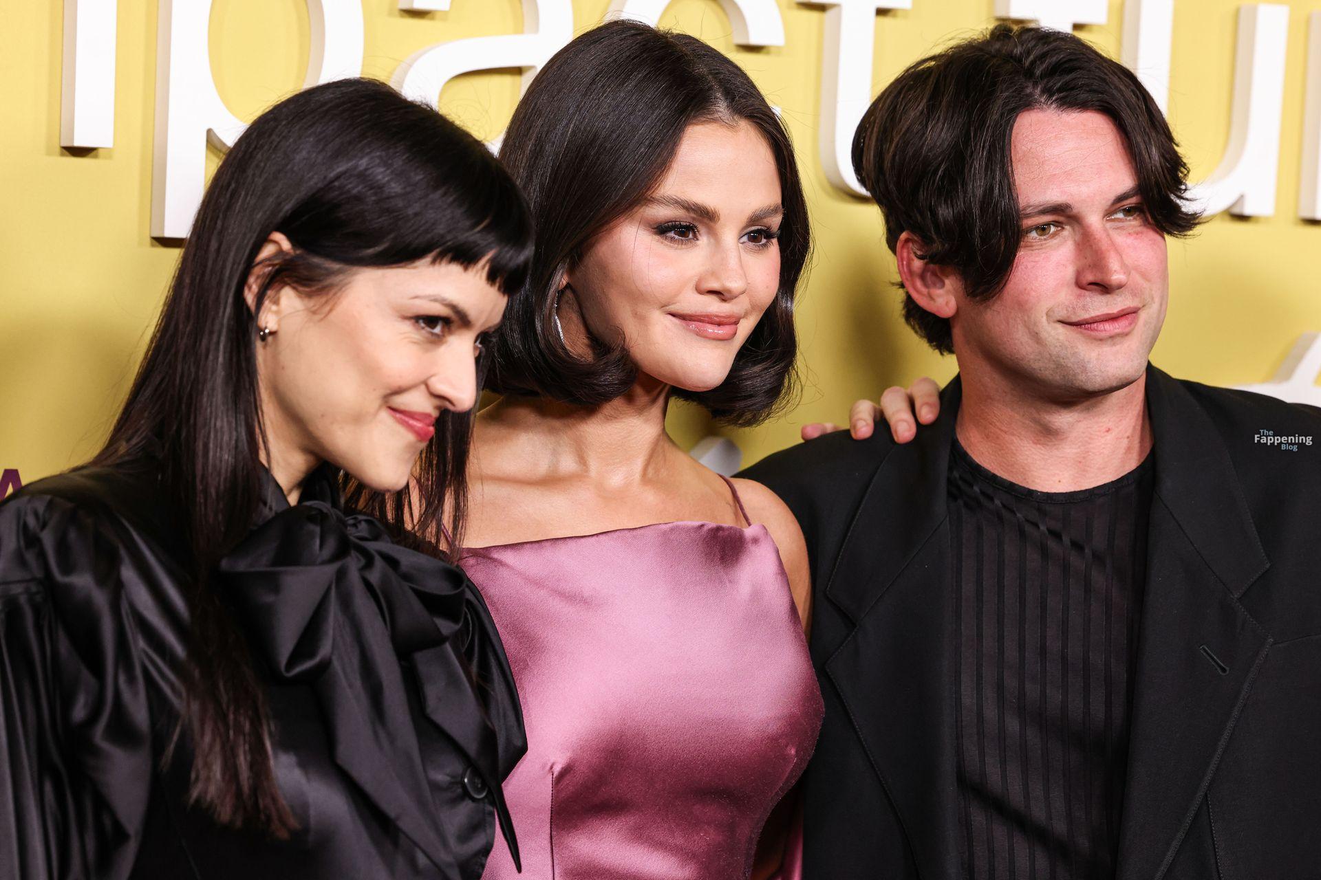 selena-gomez-sexy-12-the-fappening-pics_