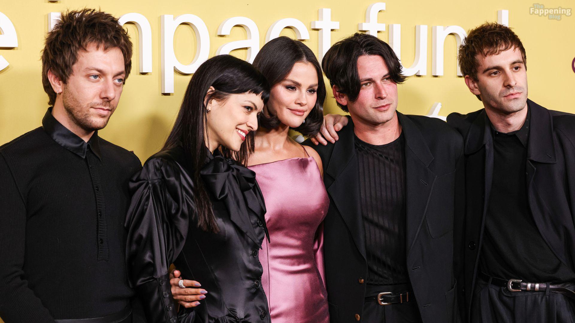 selena-gomez-sexy-26-the-fappening-pics_