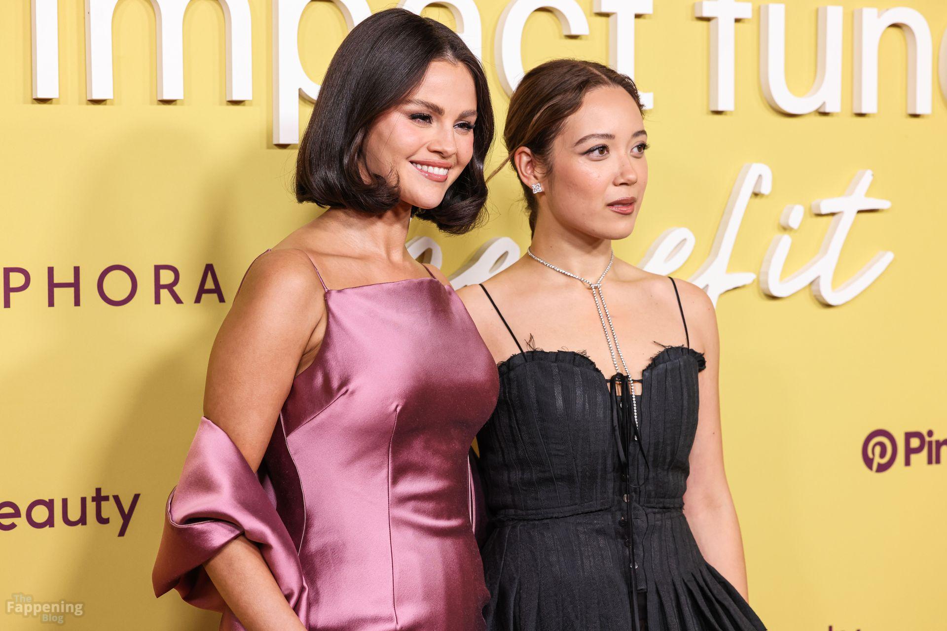 selena-gomez-sexy-35-the-fappening-pics_