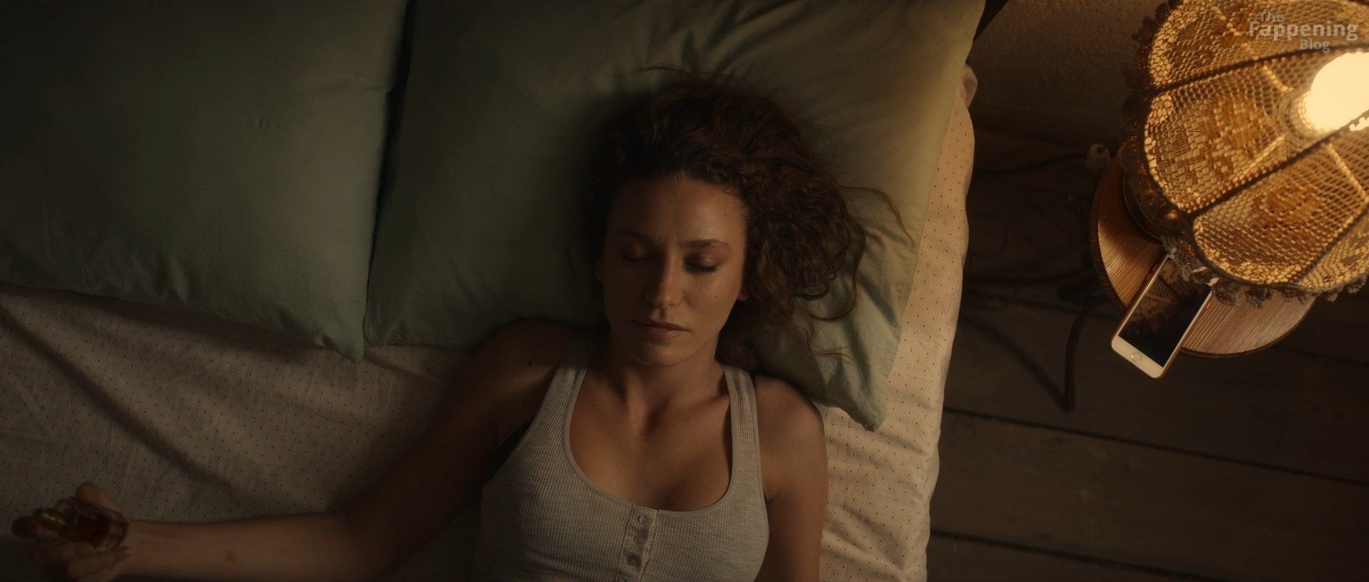 serenay-sarikaya-nude-sexy-28-the-fappening-pics