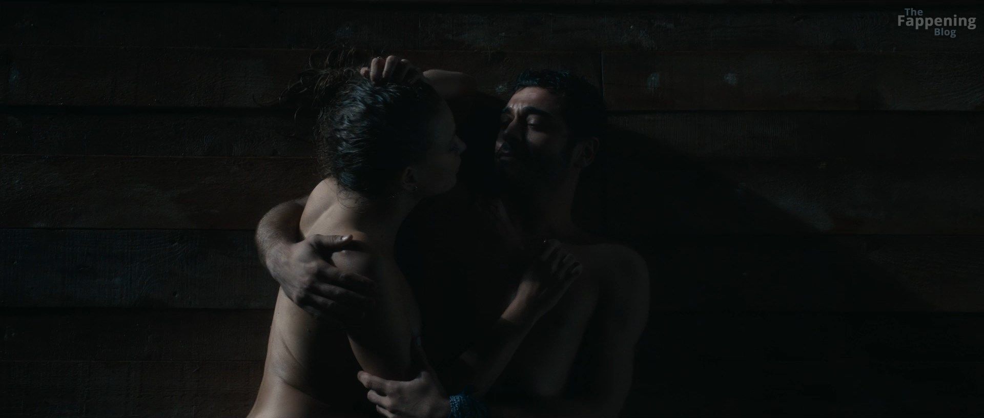 serenay-sarikaya-nude-sexy-30-the-fappening-pics