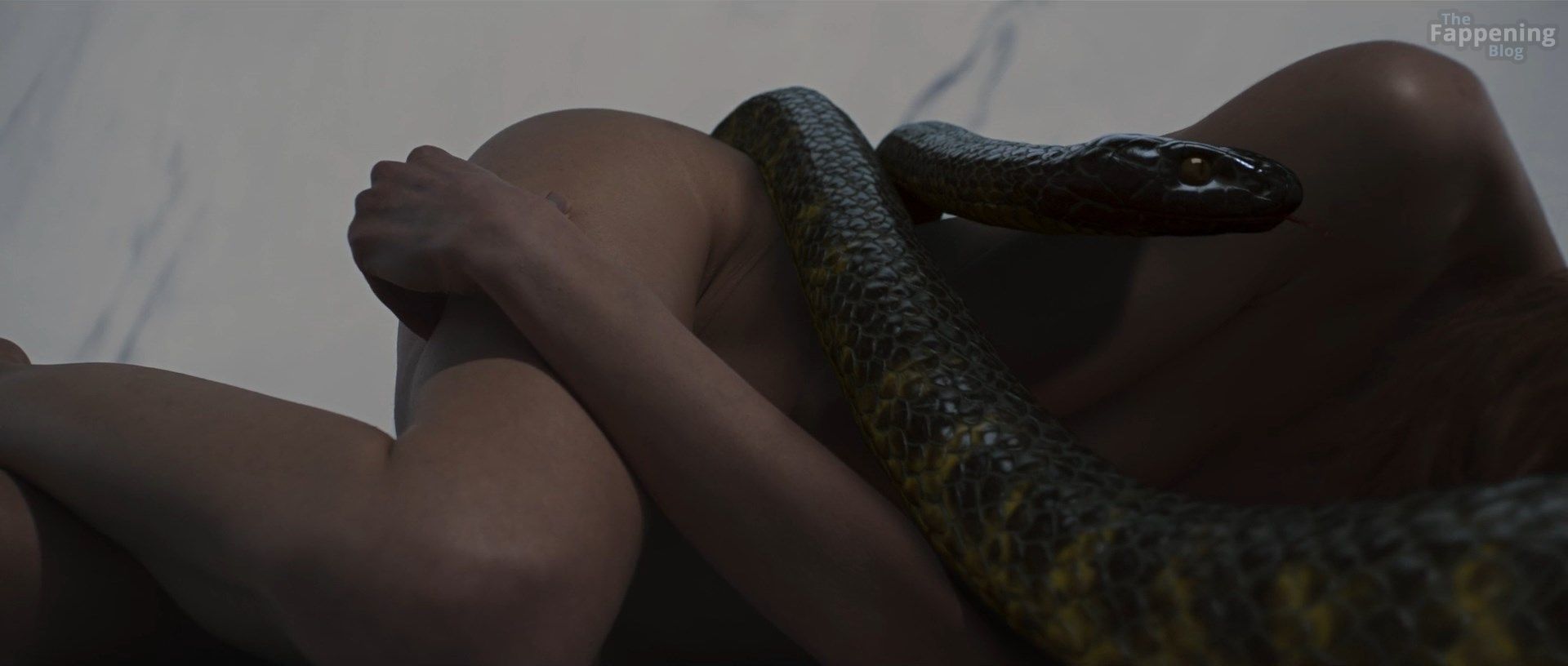 serenay-sarikaya-nude-sexy-47-the-fappening-pics